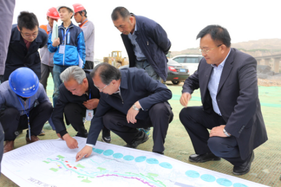 杜正喜副市长调研黄河兰州段防洪工程
